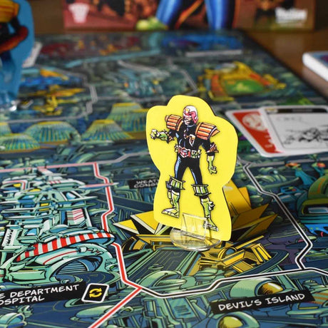 Ian Livingstone's Judge Dredd Crime Fighting Game